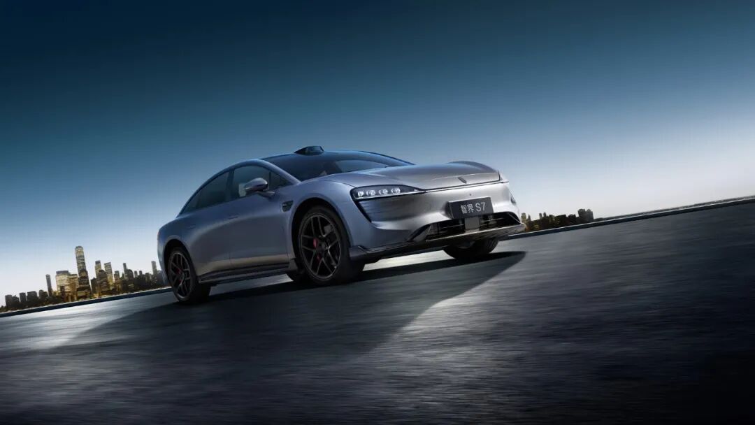 智界S7，图源智界官网