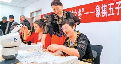 让家门口的幸福感越来越强