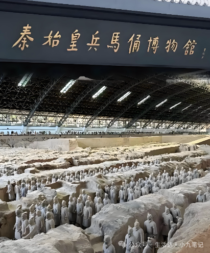 西安旅游必去十大景点游玩攻略,2025年11月西安必去十大景点全攻略!古都千年史与烟火气一站式解锁,推荐收藏游玩|西安市|钟楼|大雁塔|西安 ...