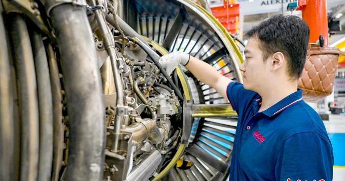 探秘重庆首家飞机“心脏医院” 开年订单已排至年底