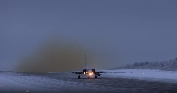 俄军轰炸机在波罗的海中立海域上空完成飞行
