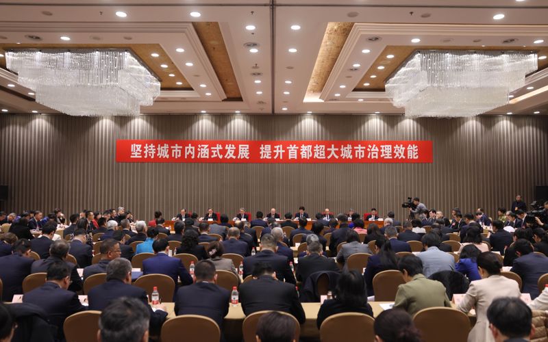 1月24日下午，北京市政协十四届四次会议举行界别联组会。新京报记者 李木易 摄