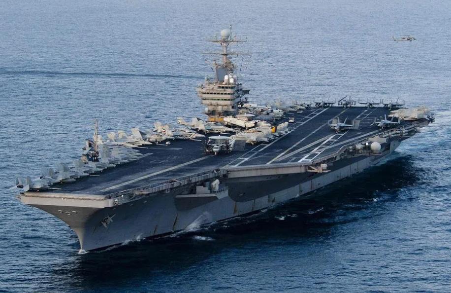 美军海空大集结,航母打击群“黑暗航行”,距离空袭伊朗不远了?|中东|特朗普|林肯|舰队|美国空军_新浪军事_新浪新闻