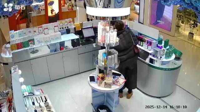 训练孩子干这个，真尼玛的该死啊