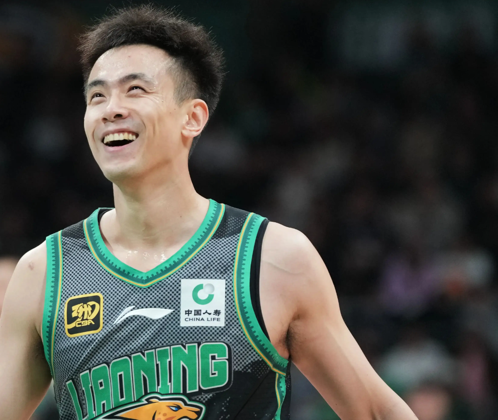 末节4分！四连败！辽宁跌至第15！攻守毫无侵略性，球迷呼喊下课