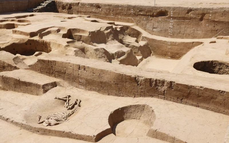 北京房山琉璃河遗址，新发现的外城壕和城墙明确了遗址的双重城垣结构。资料图片/新京报记者 浦峰 摄