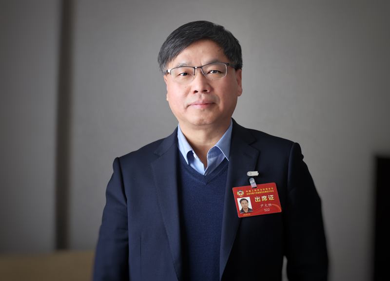 北京市政协委员、北京日报社北京论语编辑部主任尹文胜。新京报记者 王贵彬 摄