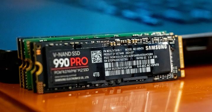 一季度涨完二季度还可能涨！存储芯片超级周期背后的价格暴涨逻辑如何打破