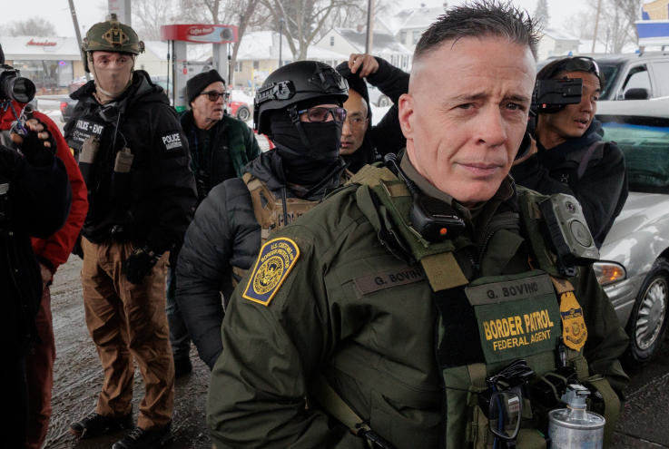 “一周内，特朗普缩了，再缩”