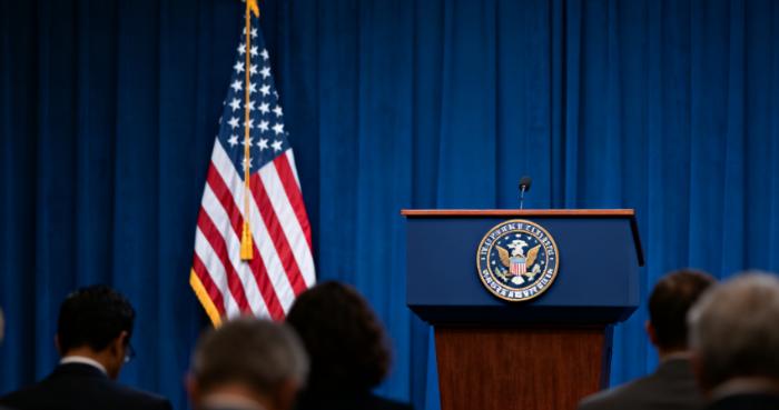 鲍威尔为何不谈去留计划？“美联储传声筒”：这是他的底牌！