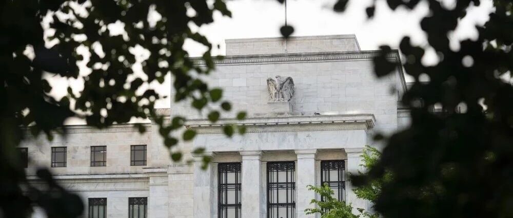 美联储暂停降息，现货黄金强势站上5400美元关口