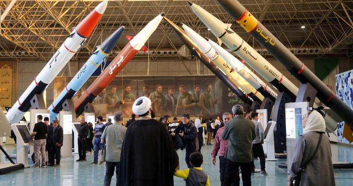 美军兵临城下，伊朗如何反击？