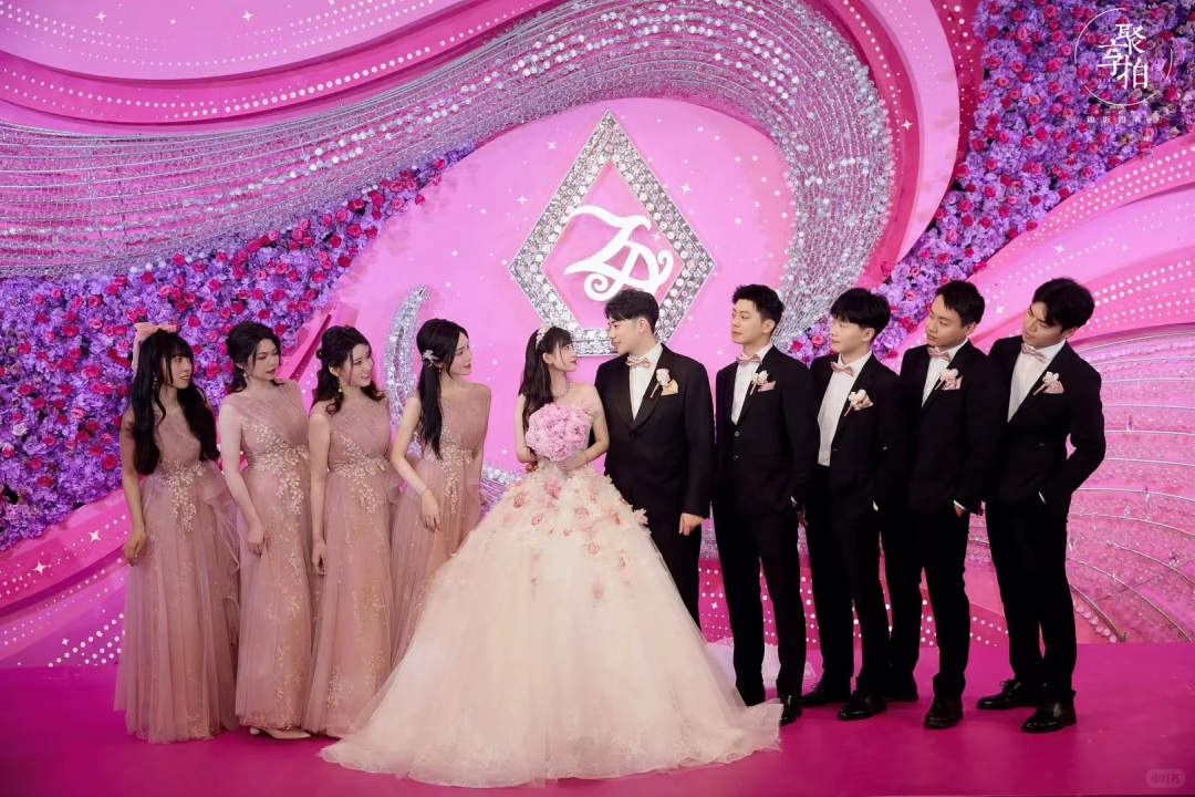 丁佳敏和周力源结婚现场。图 / 网络