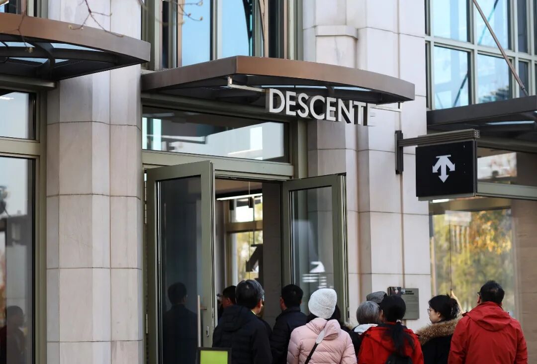 上海迪桑特门店。图 / 视觉中国