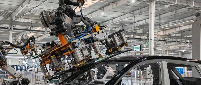 “岛”上造车，有什么新逻辑