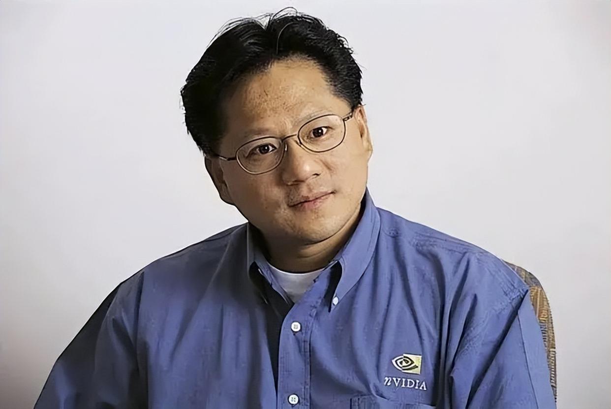 黄仁勋,身家超800亿美元|英伟达|gpu|AI|市值|显卡_新浪新闻