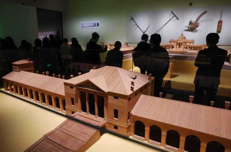 展览展出的埃莫别墅模型。新京报记者 李木易 摄