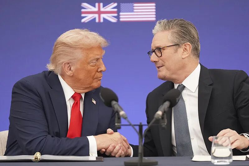 斯塔默和特朗普通话