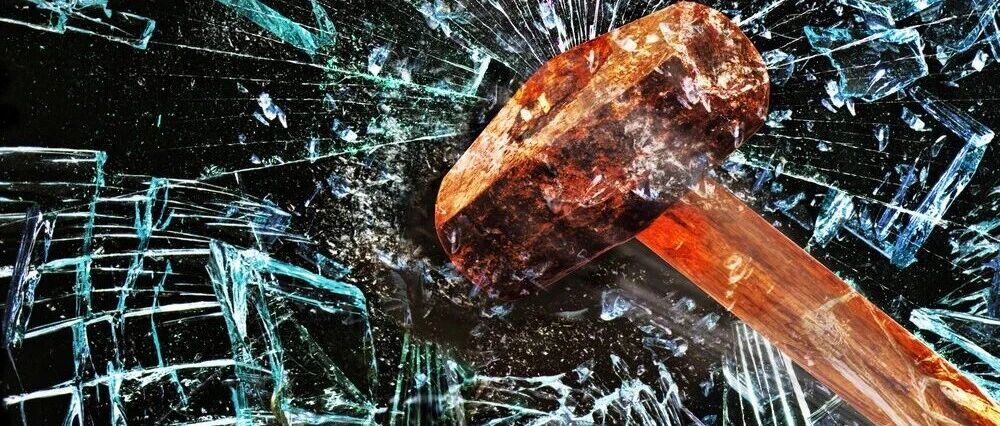 000638，连续16个“一”字跌停！退市高危股曝光