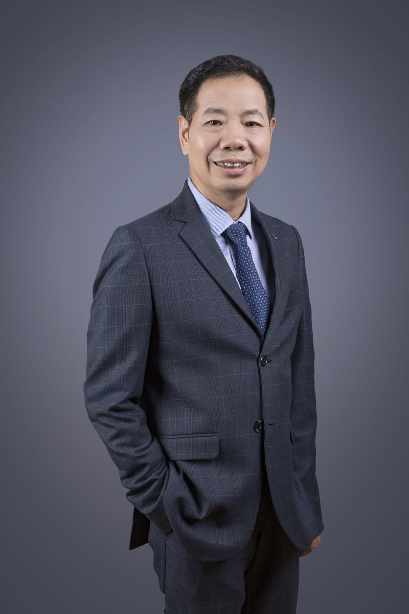 浙江大学教授、中国社会保障学会副会长、中国保险学会原副会长何文炯。受访者供图