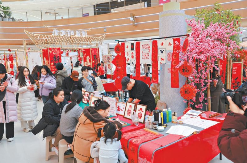 湾里“漕运市集”。 实习记者 常一鸣摄