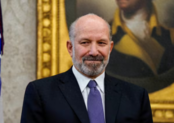 火山视频:瑞祥商联卡-美商务部长卢特尼克被曝曾与爱泼斯坦有商业往来