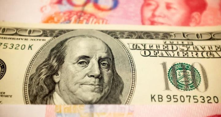 在岸、离岸人民币对美元汇率升破6.9，如何影响居民钱袋子？