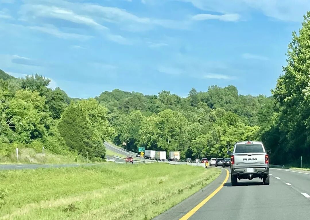 长期以来，物流一直受限于人力。货运量的每一次增长都需要更多的规划人员、调度员和更多的人工干预。摄/金焱