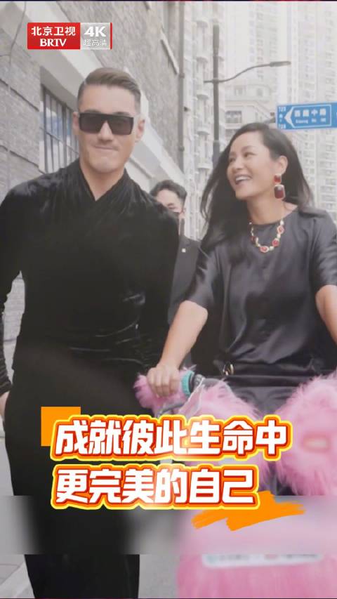 胡兵瞿颖三十载情谊登北京台春晚|春节联欢晚会|北京卫视春晚|舞台|留白|好友_新浪娱乐_新浪新闻