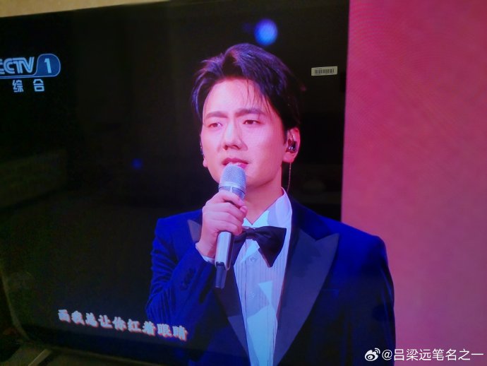 网友对海来阿木春晚演唱的《梦底》评价如何?|春节联欢晚会|谭维维|刘敏涛|央视春晚|情感_新浪娱乐_新浪新闻