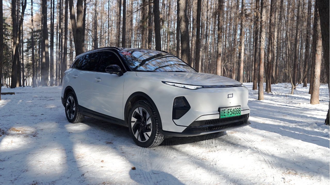 试驾一汽奔腾悦意07: 这台10万级插混中型SUV到底有多懂北方老铁？