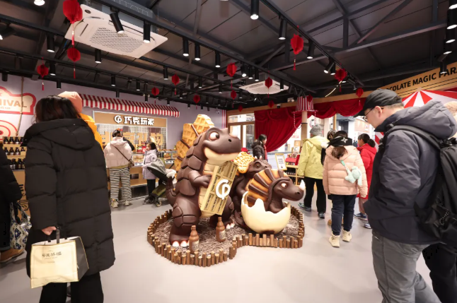 王府井食品商店内的巧克玩家沉浸式艺术特展。受访者供图