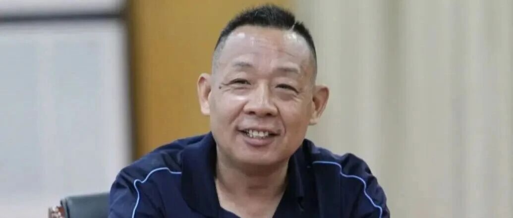 中国最慷慨的老板，退休了
