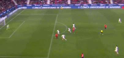 最终，皇马1-2爆冷不敌奥萨苏纳，西甲8连胜就此告终。这样一来，皇马多赛一场仅领先巴萨2分，榜首位置岌岌可危。