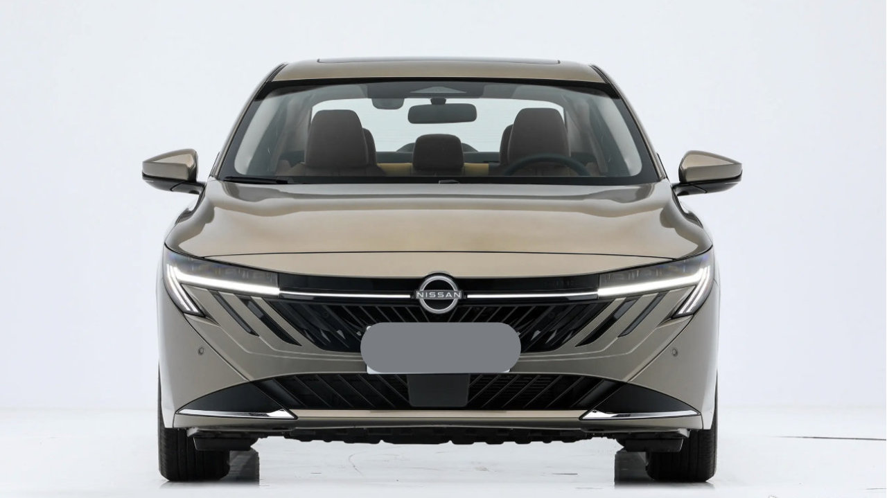 日产全新轩逸上市，上市限时价9.49万起：开启“三代同堂”模式