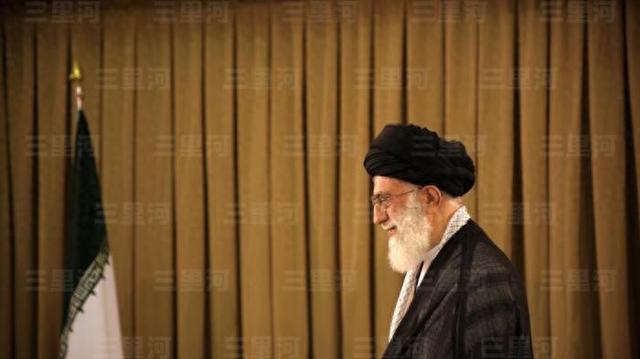 资料图为哈梅内伊。