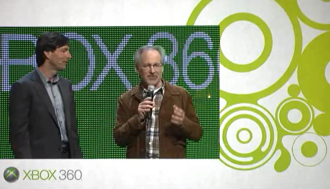 2009年，斯皮尔伯格受邀一起发布Kinect，来源：视频截图
