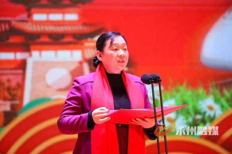 2026年2月11日，邓群出席蓝山县2026年春节联欢晚会并致辞。图源/永州新闻网