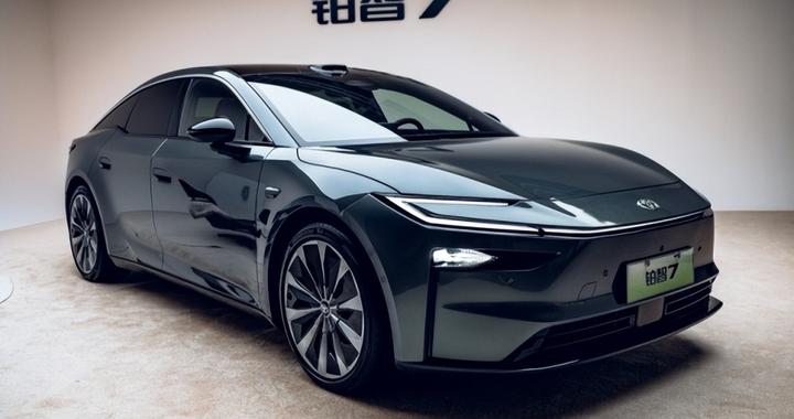 Bu<em>ff</em>叠满！铂智7搭载华为MoLA大模型架构+鸿蒙座舱5，3月5日预售