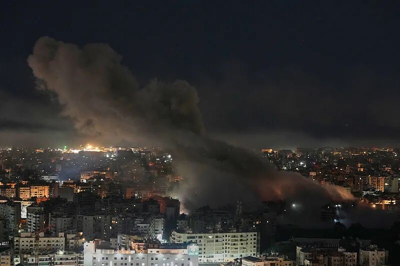 伊朗首都德黑兰发生巨大爆炸！战事升级，局势“可能失控”