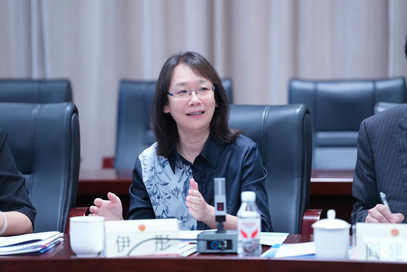 全国人大代表，北京市科学技术研究院创新发展战略研究所所长伊彤。受访者供图