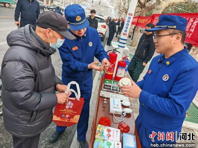 ͼΪ�����������Ź�����Ա�ռ���ͥ����֪ʶ������������ȷʹ�÷����� ������ ��