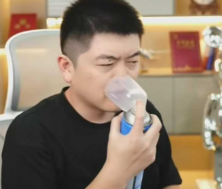 “来，把你这个demo三百六十度转一圈……”