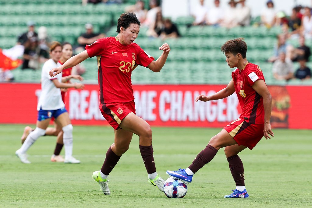 加时赛两度破门！中国女足闯进亚洲杯四强，直通女足世界杯