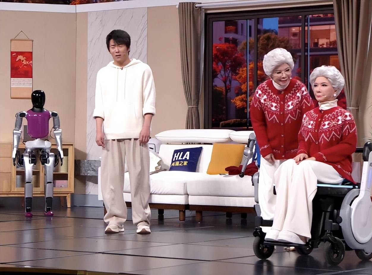 原创 央视春晚第一个小品！蔡明搭档机器人，网友：太不好笑到无奈笑了|奶奶的最爱|王天放|节目|科技|舞台_手机新浪网