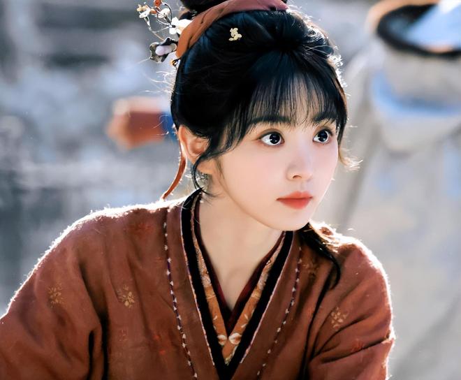 《逐玉》是“预制”爆剧?重要细节被忽略,随元青扮演者给出答案|张凌赫|庆余年2|收视率|狂飙|庆余年第二季_新浪娱乐_新浪新闻