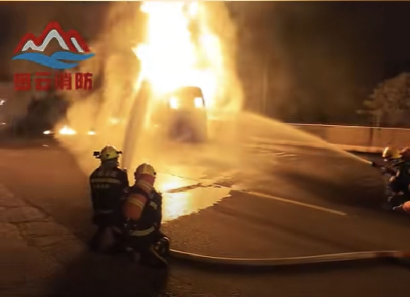 事故处置现场。密云消防供图