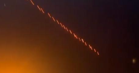 巴格达“绿区”再遭袭，美驻伊拉克大使馆启动防空系统