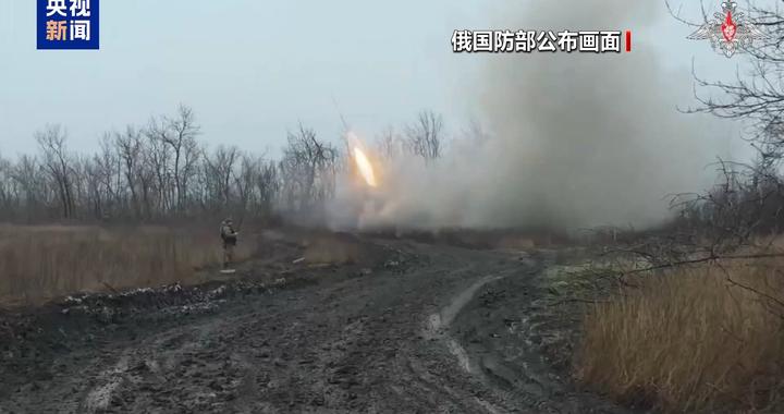 俄称控制一居民点，乌称阻止俄军推进