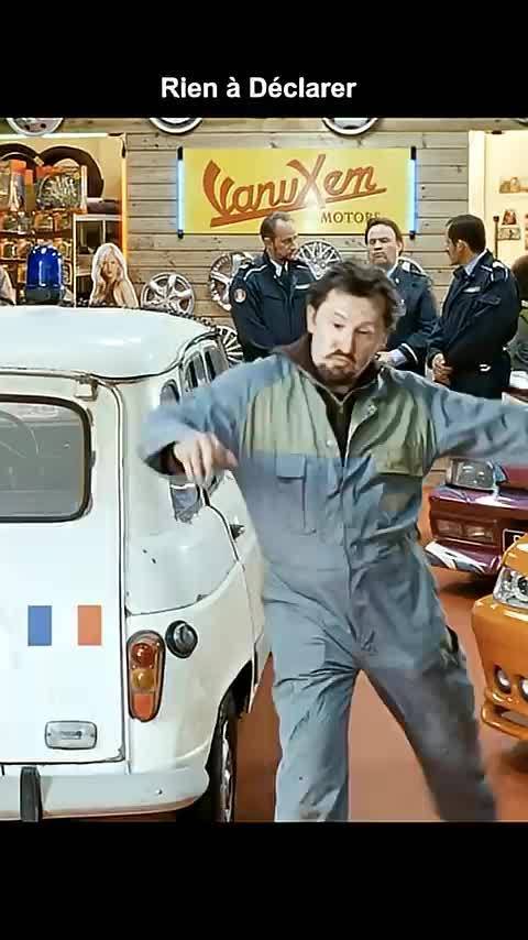 雷诺4改装Alpine <em>V</em><em>6</em><em>发动机</em>引警方关注